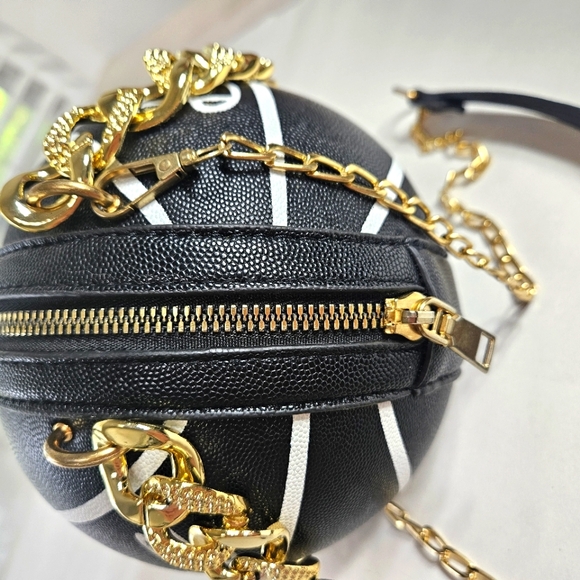 Basketball Purse, Crossbody Bag - Picture 2 of 7
